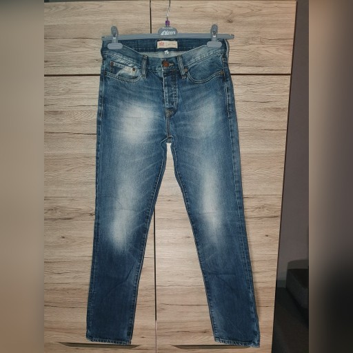 Zdjęcie oferty: Niebieskie jeansy River Island