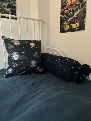 Zdjęcie oferty: Hand made poduszka dekoracyjna dla dzieci kosmos
