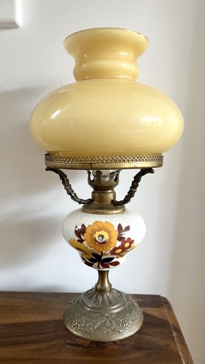 Zdjęcie oferty: Piękna lampka, szklany klosz, ceramika, kwiaty