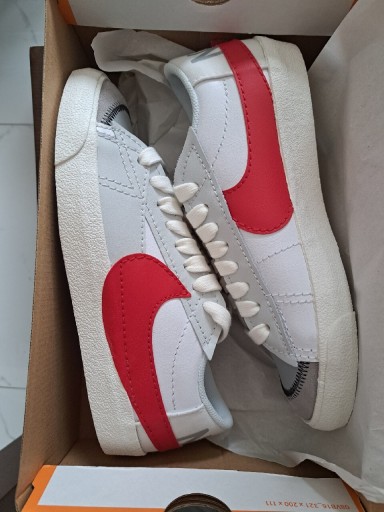 Zdjęcie oferty: Nowe Buty Nike Blazer Low 77 Jumbo