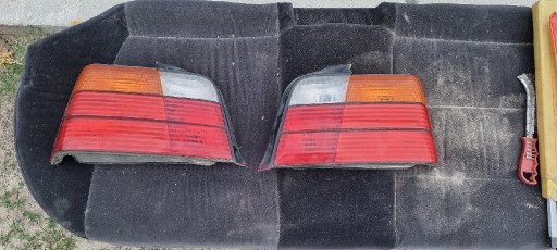 Zdjęcie oferty: Komet lamp tył BMW e36, lampa lewa + lampa prawa