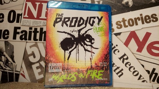 Zdjęcie oferty: The Prodigy: The World's On Fire Live Blu-ray + CD