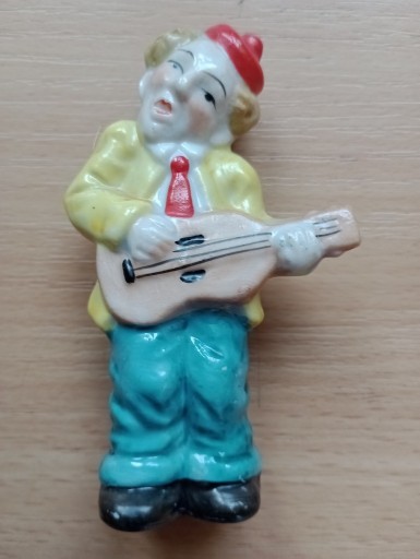 Zdjęcie oferty: Gitarzysta figurka Japonia