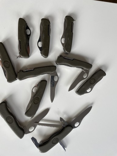 Zdjęcie oferty: Noże Scyzoryk Victorinox Bundeswehr