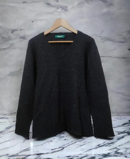 Zdjęcie oferty: Sweterek w serek sweter bluza męska wełniany M