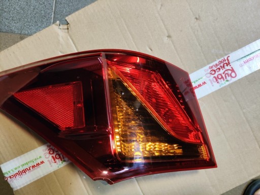 Zdjęcie oferty: Lexus GS IV lampa lewa tylna