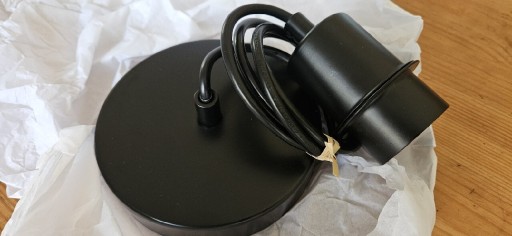 Zdjęcie oferty: Mocowanie lampy sufitowej MIKONA Inspire wiszącej czarne E27 15W