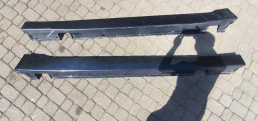 Zdjęcie oferty: BMW E60 E61 Progi komplet Monacoblau