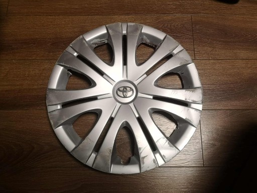 Zdjęcie oferty: oryginalny kołpak toyota 16 cali