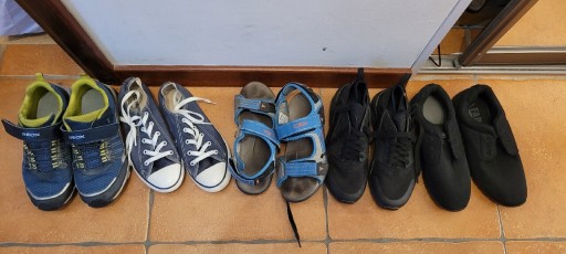 Zdjęcie oferty: Używane buty 34,35,36 geox trampki adidasy sandały