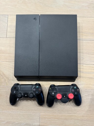 Zdjęcie oferty: Konsola Sony PlayStation 4 Slim 1 TB, dwie gry,