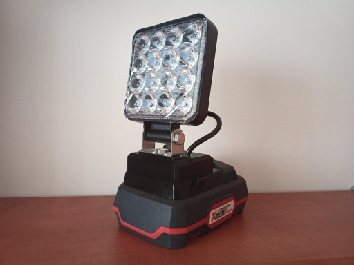 Zdjęcie oferty: LAMPA DO PARKSIDE 18V halogen lampka robocza
