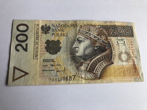 Zdjęcie oferty: Banknot 200 zł 1994 r Seria YB 4350687