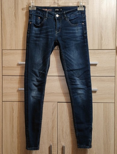 Zdjęcie oferty: Spodnie jeansowe Diverse r. 36