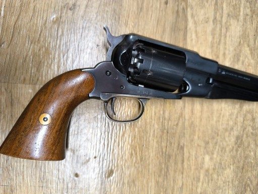 Zdjęcie oferty: Rewolwer Remington Shooter 1858 .44 - Pietta