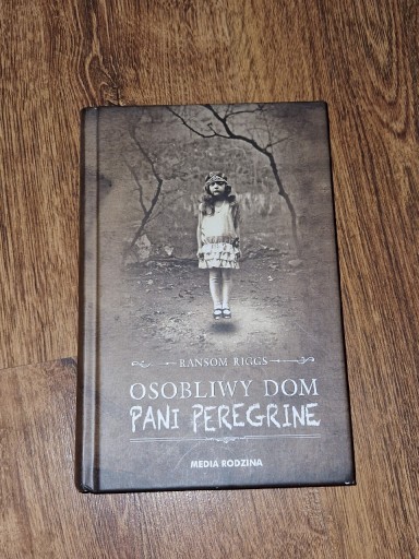 Zdjęcie oferty: Osobliwy dom Pani Peregrine, R.Riggs