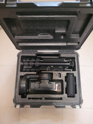 Zdjęcie oferty: Dalmierz laserowy LEICA DISTO X4 + statyw DST 360