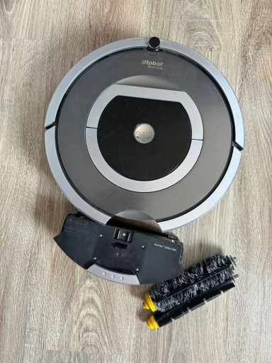 Zdjęcie oferty: Robot sprzątający iRobot Roomba 782 czarny 