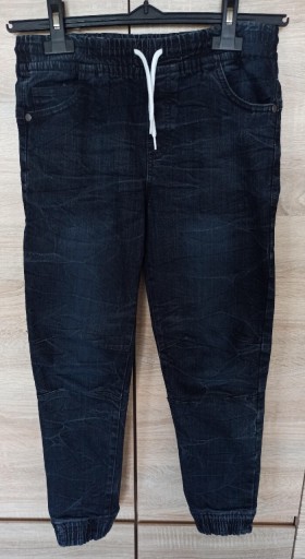 Zdjęcie oferty: Spodnie joggery jeansowe rm. 140