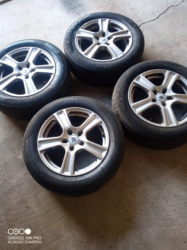 Zdjęcie oferty: Koła 16"5x108 letnie  Ford Mondeo