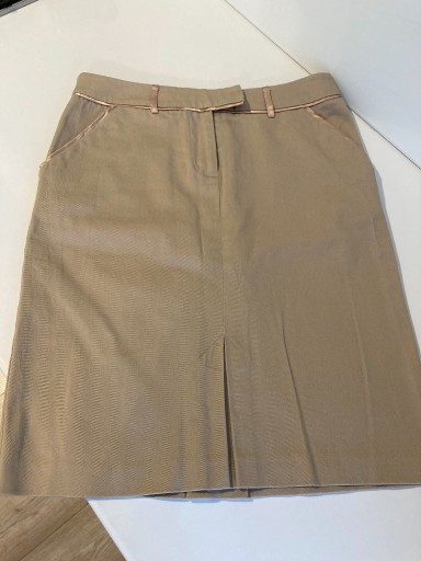 Zdjęcie oferty: Elegancka Spódnica letnia z kieszeniami z bawełny