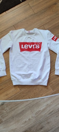 Zdjęcie oferty: Super bluza LEVI'S idealna na  lato