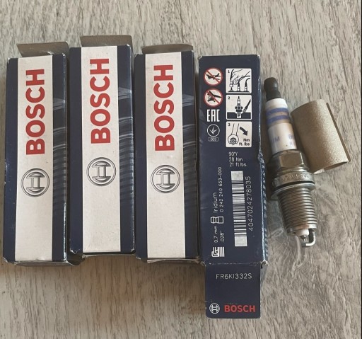 Zdjęcie oferty: Świece irydowe Bosch FR 6 KI 332 S