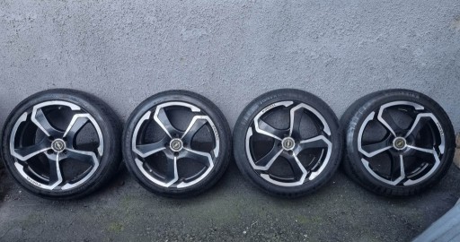 Zdjęcie oferty: Felgi Aluminiowe 17 z oponami Dunlop/Conttinental