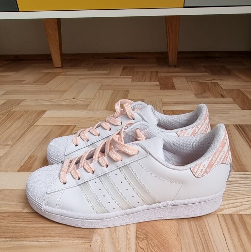 Zdjęcie oferty: Buty Adidas Superstar 2020J r 36 2/3