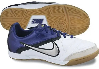 Zdjęcie oferty: NIKE JR CTR360 LIBRETTO II IC 35.5, 37.5, 38, 38.5