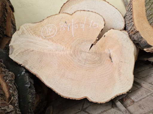 Zdjęcie oferty: 18 JESION 84/66/10 cm Blat Plaster Drewna Stolik Żywica Epoxy DIY Live Edge