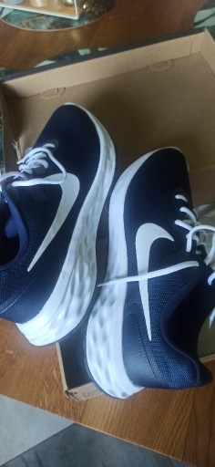 Zdjęcie oferty: Buty Nike 44 nowe