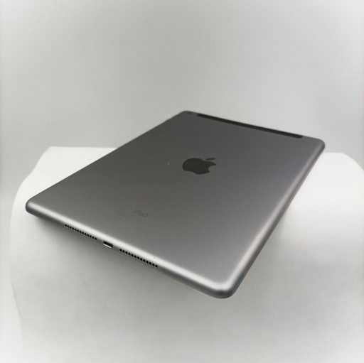 Zdjęcie oferty: Apple iPad 5 2/128 GB 9,7" iOS 16.7.7 MP262FD/A 