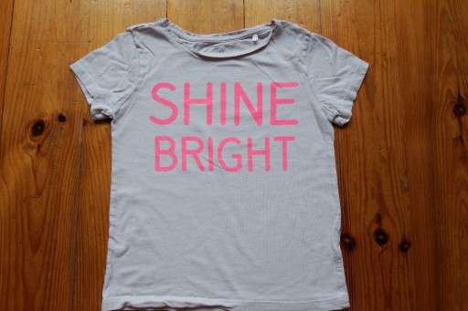 Zdjęcie oferty: blado różowy t-shirt dziewczęcy 122 shine bright 