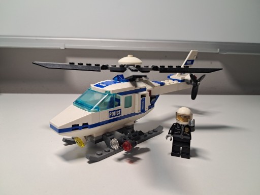 Zdjęcie oferty: Zestaw lego 7741 Helikopter policyjny