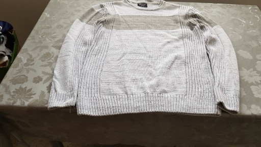 Zdjęcie oferty: Szary męski sweterek "Oxcid" Wielkość XXL