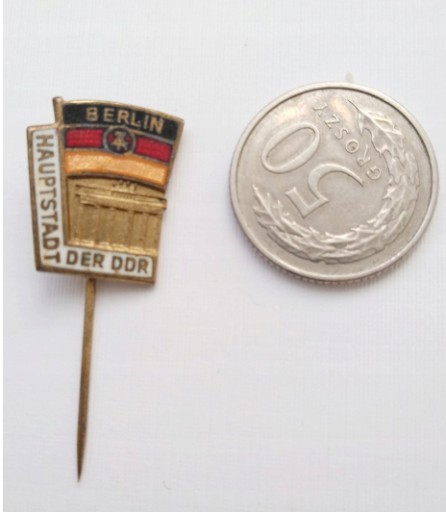 Zdjęcie oferty: Stara Odznak Berlin stolica DDR Niemcy