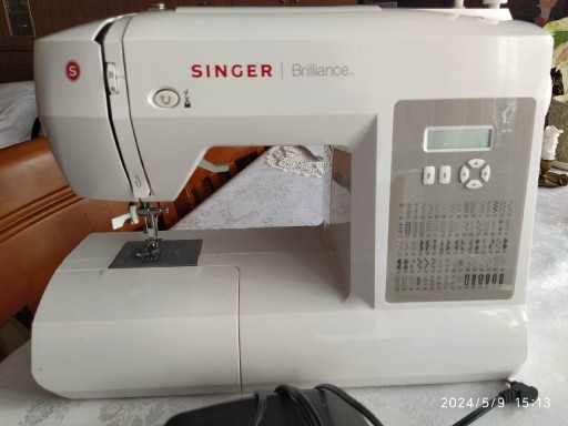 Zdjęcie oferty: Maszyna do szycia SINGER Brilliance 6180