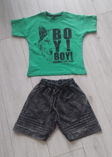 Zdjęcie oferty: Komplet Boy bluzka+spodenki dekatyzowane 110/116