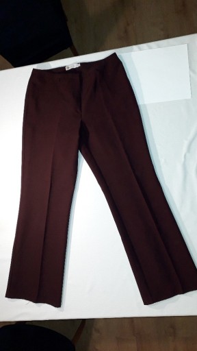 Zdjęcie oferty: Burgundowe długie spodnie wizytowe rozm. 38