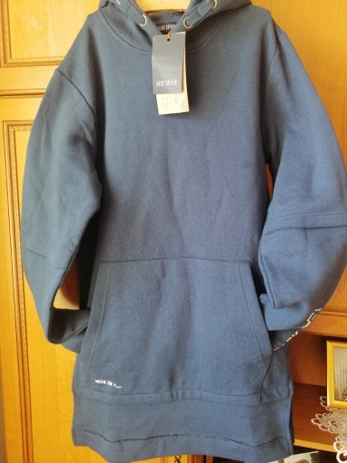 Zdjęcie oferty: Nowa bluza z metka Blue Seven 