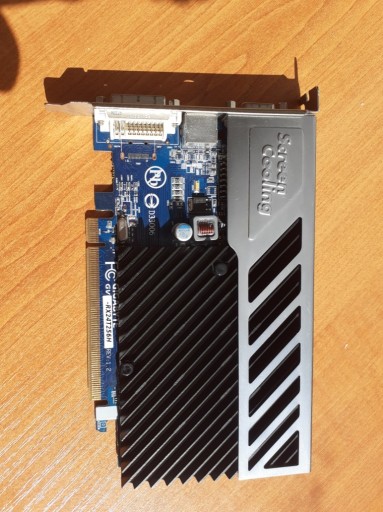 Zdjęcie oferty: PCI-E ATI HD 2400XT 256 MB DDR3 GIGABYTE GV-RX24T256H