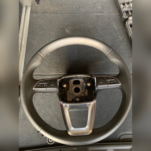 Zdjęcie oferty: Kierownica multifunkcyjna audi Q8 Q7 Q5 A6 A4 A7