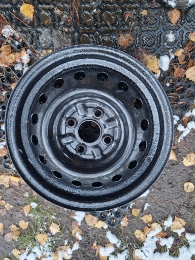 Zdjęcie oferty: Felga Toyota Yaris 2140661 5.5" x 14" 4x100 ET 45