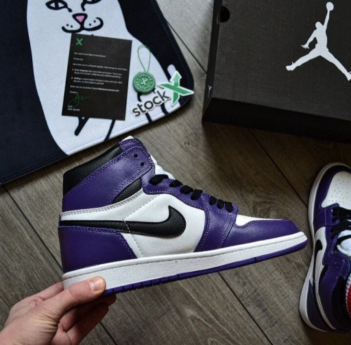 Zdjęcie oferty: Nike Jordan 1 High Retro Court Purple