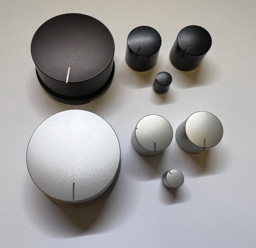 Zdjęcie oferty: Technics pokrętło gałka Volume Tone Balance 4szt. SA-GX230 SA-GX130 GX100