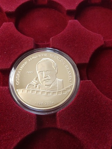 Zdjęcie oferty: Medal Marlon Brando -platerowany Au - Cook Islands