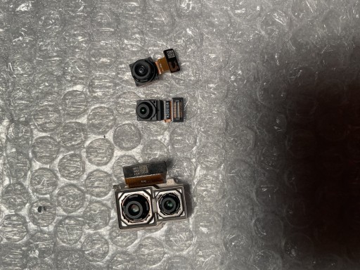 Zdjęcie oferty: Zestaw aparatów | Xiaomi Mi 9 SE