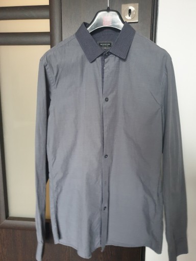 Zdjęcie oferty: Koszula męska RESERVED, krój slim fit, rozmiar 40.
