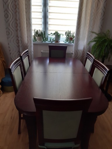 Zdjęcie oferty: Stół rozsuwany + 6 krzeseł